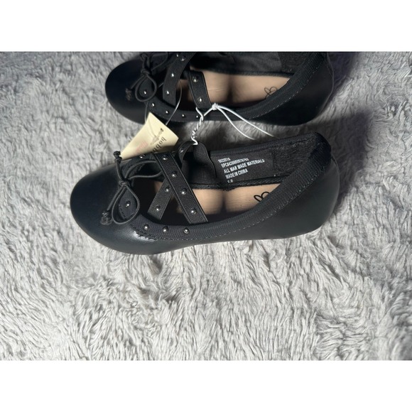Little girls Ballet Flats with stud design size 11 NWT - Picture 6 of 6